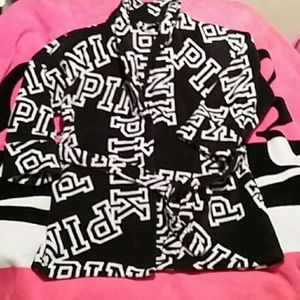 ♧Black and white robe♧